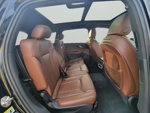 Used 2018 Audi Q7 3.0T Prestige image 29