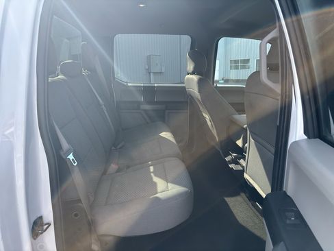 Used 2017 Ford F150 XLT image 15