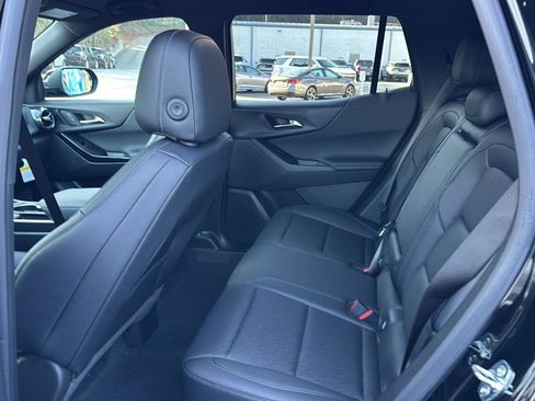 New 2026 Chevrolet Equinox LT w/ Convenience Package II image 9