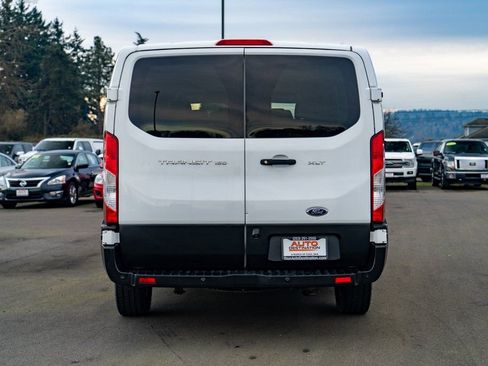 Used 2019 Ford Transit 150 XLT image 10