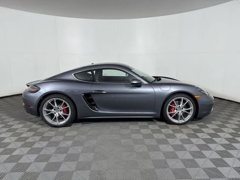 Used 2025 Porsche 718 Cayman S RWD image 8