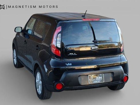 Used 2016 Kia Soul FWD image 7