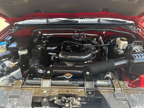 Used 2014 Nissan Frontier S RWD image 38