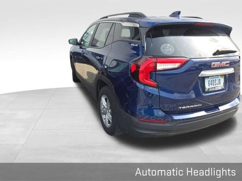 Used 2023 GMC Terrain SLE w/ Driver Convenience Package FWD image 7