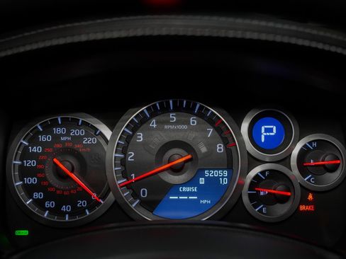 Used 2014 Nissan GT-R Premium AWD/4WD image 45