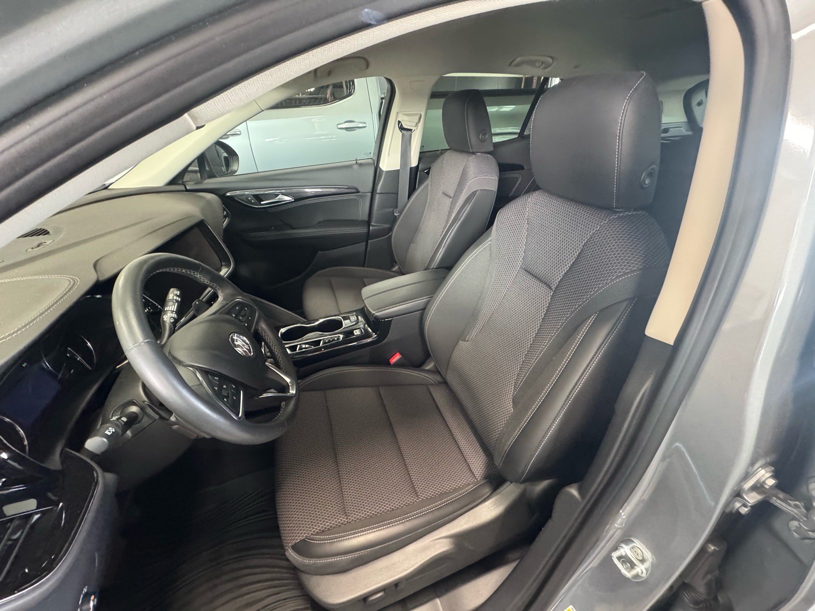 Certified 2023 Buick Envision Preferred AWD/4WD image 18