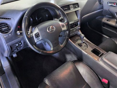 Used 2012 Lexus IS 250C w/ Luxury Pkg image 11