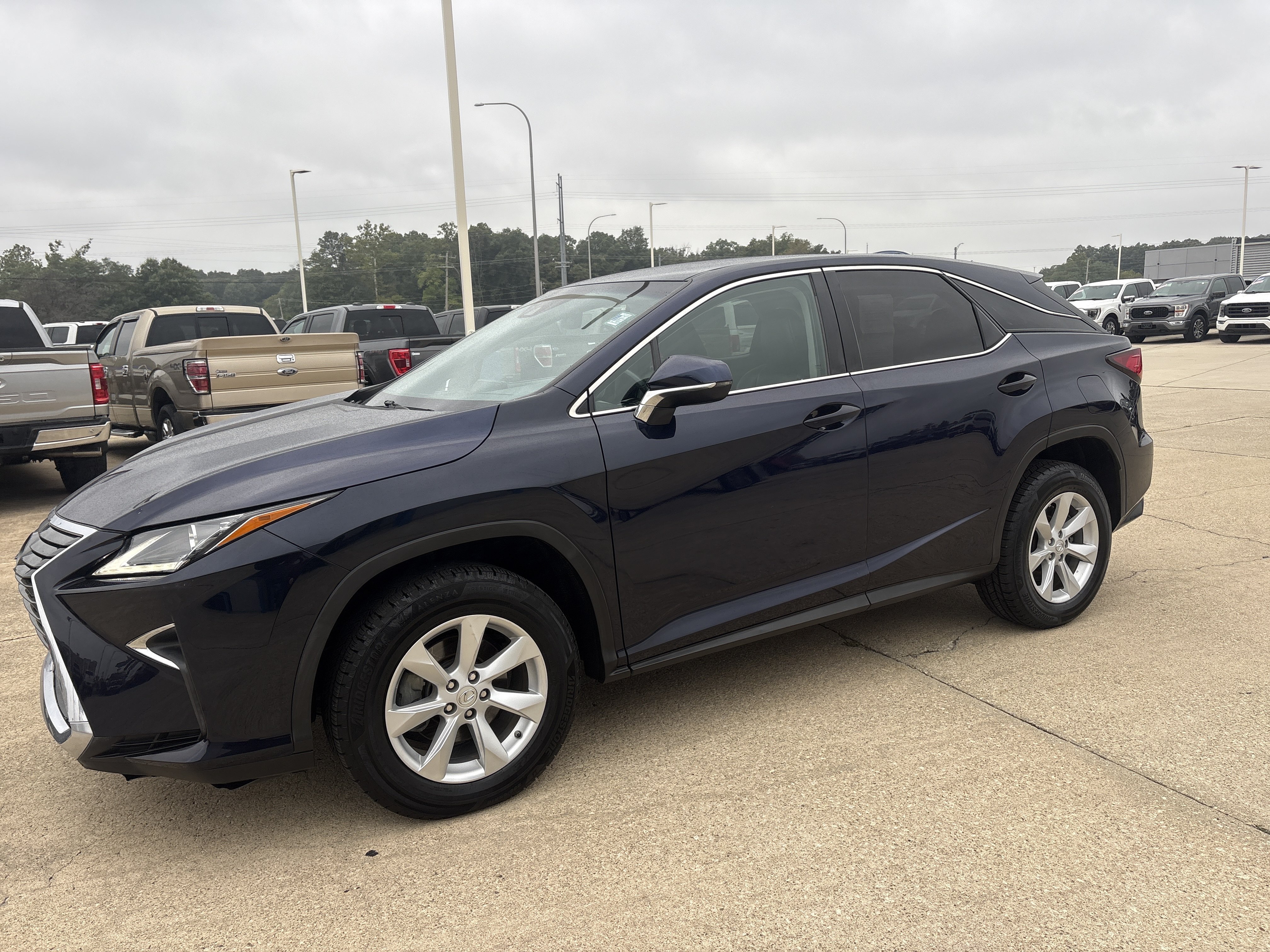 Used 2017 Lexus RX 350 FWD w/ Accessory Package image 3