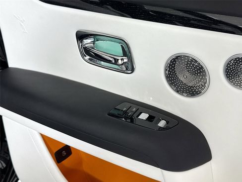 Used 2022 Rolls-Royce Ghost w/ Ghost Package image 29