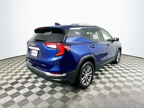 Used 2023 GMC Terrain SLT w/ Tech Package image 12