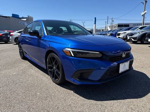 Certified 2023 Honda Civic Sport image 2