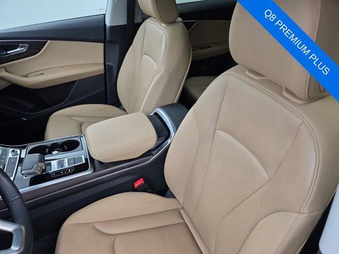 Used 2020 Audi Q8 Premium Plus w/ Premium Plus Package AWD/4WD image 11