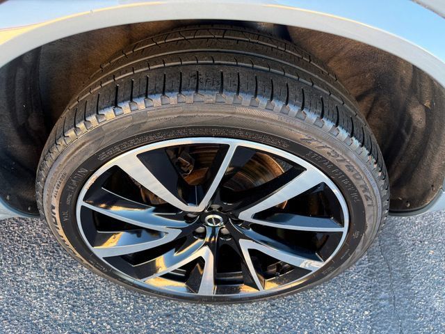 Used 2020 Volvo XC90 T6 Momentum w/ Protection Package Premier AWD/4WD image 16
