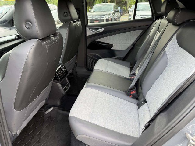Used 2023 Volkswagen ID.4 Pro RWD image 15