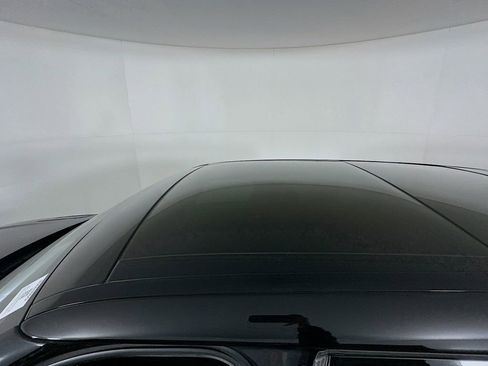 Used 2024 Land Rover Range Rover Velar Dynamic SE image 29