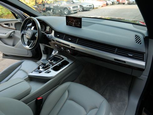 Used 2019 Audi Q7 2.0T Premium w/ Convenience Package image 33