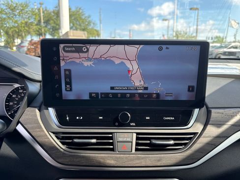 New 2025 Nissan Altima 2.5 SL image 19