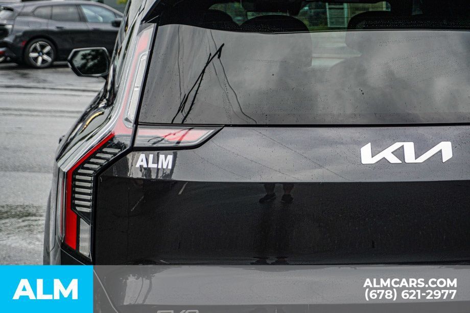 Used 2024 Kia EV9 Land AWD/4WD image 12