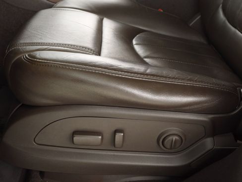 Used 2014 Buick Enclave Premium image 36