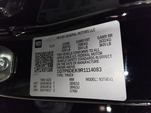 Used 2024 GMC Canyon AT4 w/ Technology Package image 29