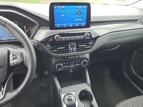 Used 2023 Ford Escape Active FWD image 2
