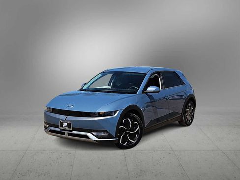 Used 2024 Hyundai Ioniq 5 SEL image 1