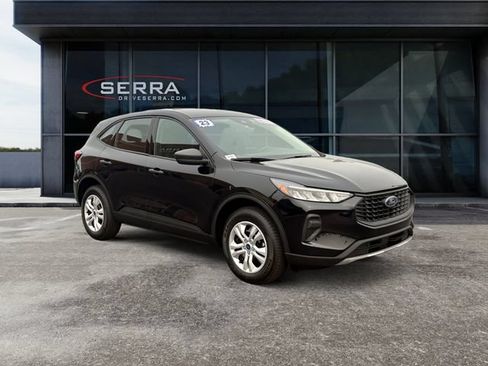Used 2023 Ford Escape AWD image 7