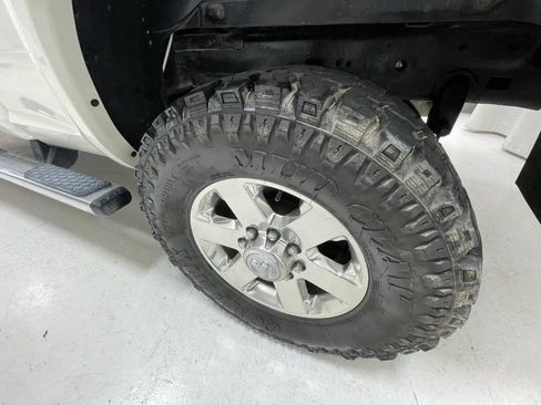 Used 2018 RAM 2500 Laramie w/ Snow Chief Group AWD/4WD image 8