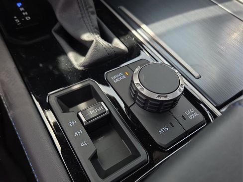 New 2026 Toyota Tundra Limited image 22