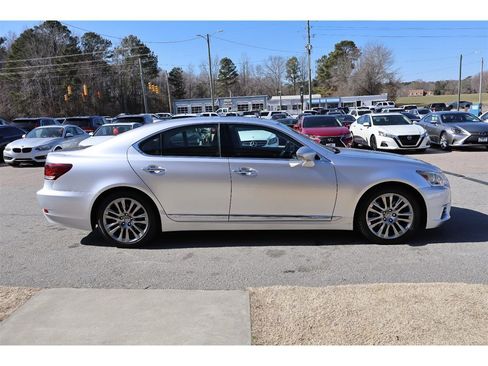 Used 2013 Lexus LS 460 AWD image 6