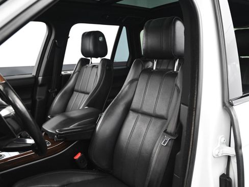 Used 2016 Land Rover Range Rover HSE image 35