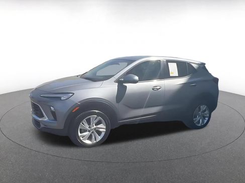 Used 2025 Buick Encore GX Preferred AWD/4WD image 7