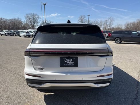 New 2026 Lincoln Nautilus Reserve w/ Jet Appearance Package AWD/4WD image 3