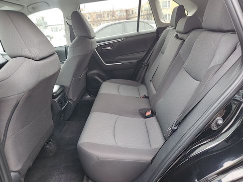 Certified 2025 Toyota RAV4 XLE image 25