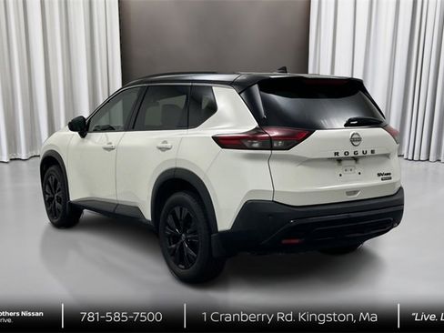 Certified 2023 Nissan Rogue SV w/ SV Premium B Package image 7