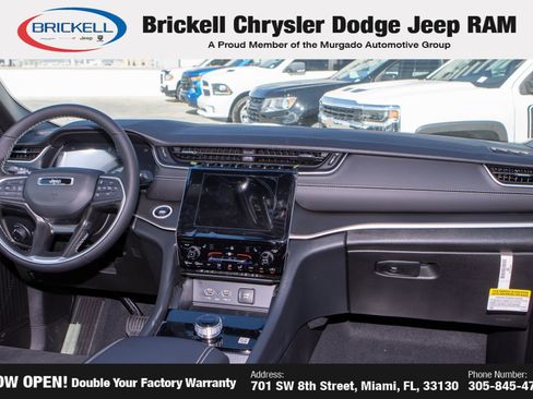 New 2025 Jeep Grand Cherokee Laredo RWD image 21
