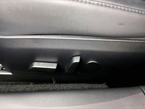 Used 2020 Tesla Model 3 Standard Range Plus image 30