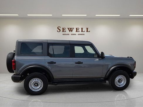 Used 2025 Ford Bronco 4-Door image 5