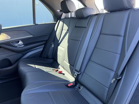 Certified 2026 Mercedes-Benz GLE 450 4MATIC image 32