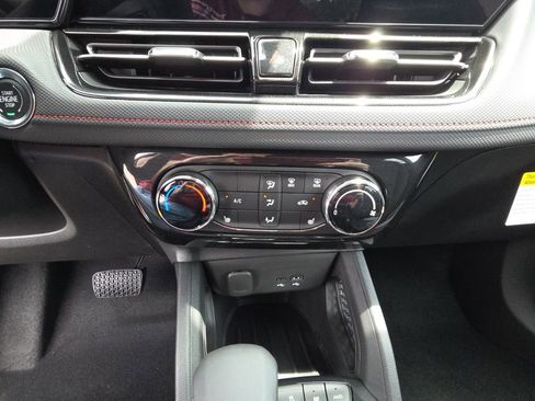 New 2026 Chevrolet TrailBlazer RS w/ Driver Confidence Package AWD/4WD image 23