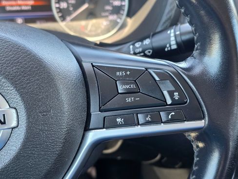 Used 2020 Nissan Sentra SV FWD image 46