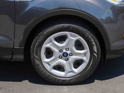 Used 2017 Ford Escape S FWD image 11