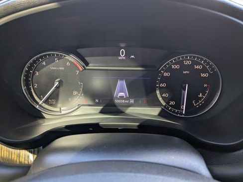Used 2021 Cadillac XT4 Premium Luxury AWD/4WD image 33