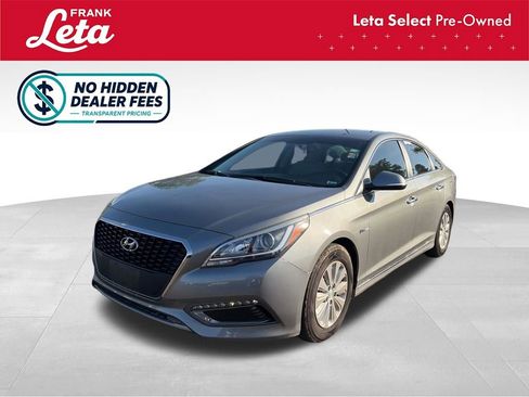 Used 2017 Hyundai Sonata SE FWD image 1