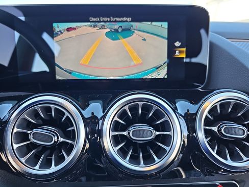 Used 2022 Mercedes-Benz GLA 250 image 22