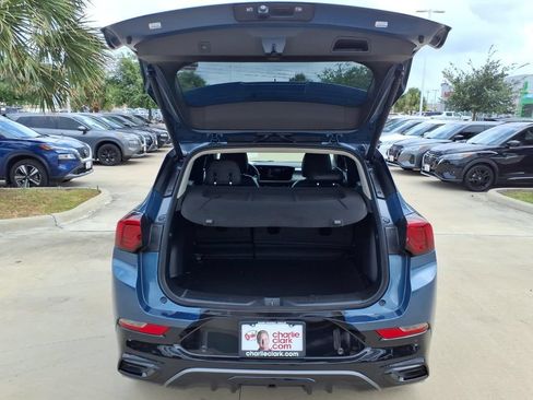 Used 2025 Buick Encore GX Sport Touring w/ Advanced Technology Package FWD image 10
