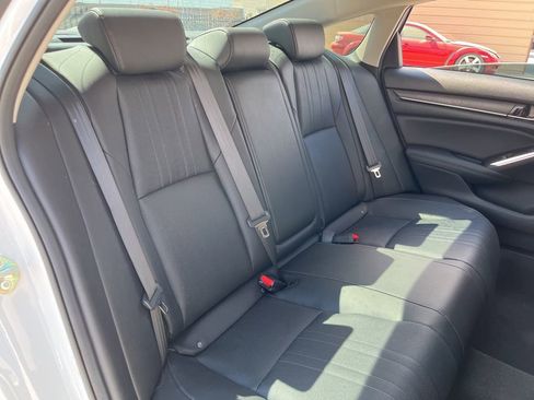 Used 2020 Honda Accord Touring image 28