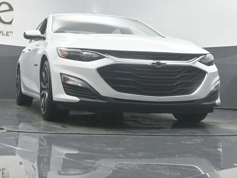 Used 2023 Chevrolet Malibu RS FWD image 3