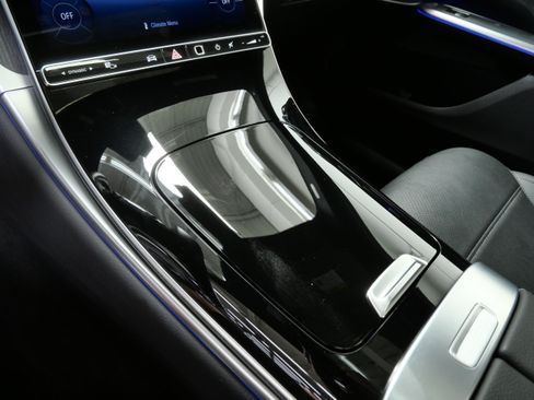 Certified 2026 Mercedes-Benz GLC 300 4MATIC image 21