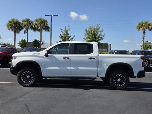 New 2026 Chevrolet Silverado 1500 ZR2 AWD/4WD image 3